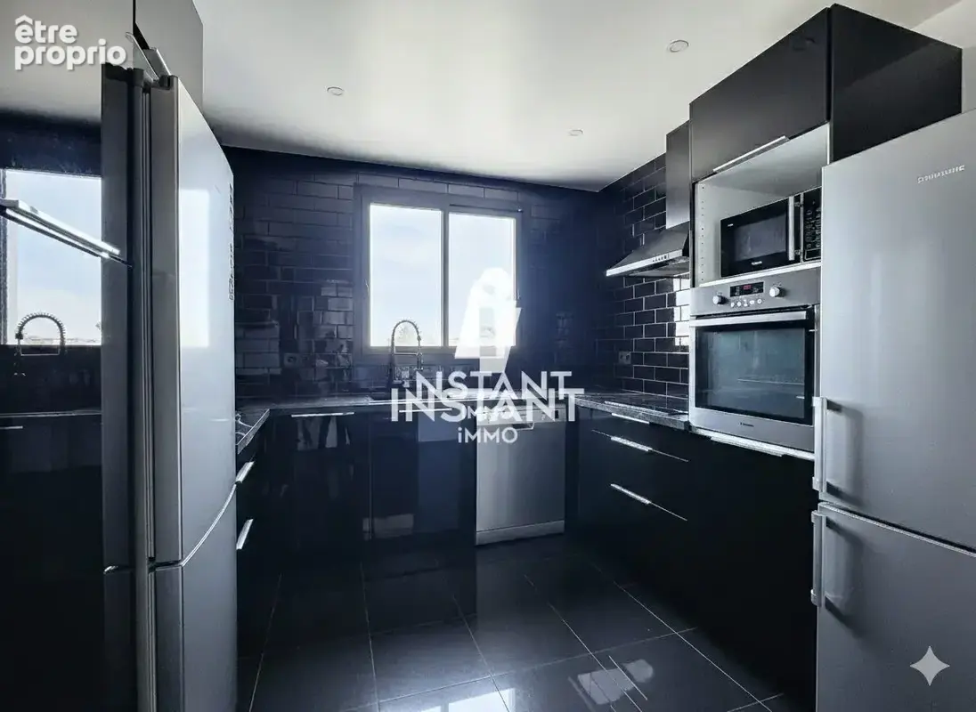 Appartement 3 pièces 71 m² à vendre à Creteil (94000) - photo 2