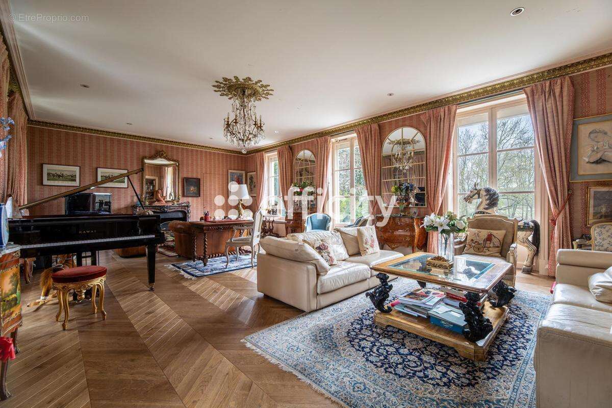 Maison 481 m² à Gouvieux  - photo 11