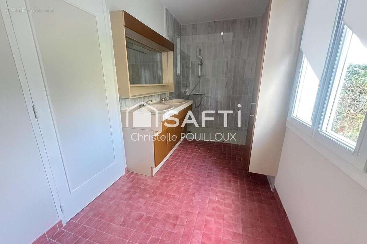 Photo 8 - Maison à SCIECQ