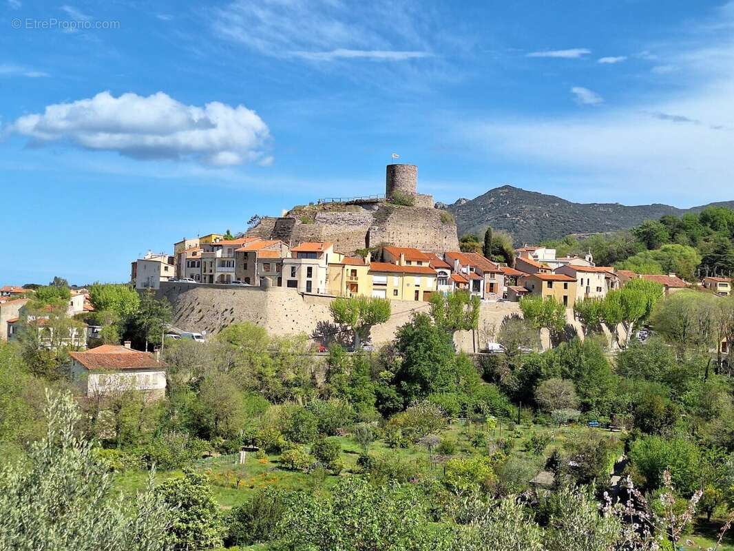 Maison à LAROQUE-DES-ALBERES