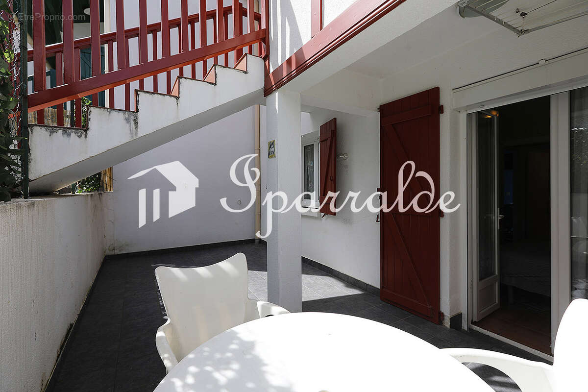 Appartement  proche Plage: T3 avec 2  Terrasses, Piscine et Parking attitré - photo 33