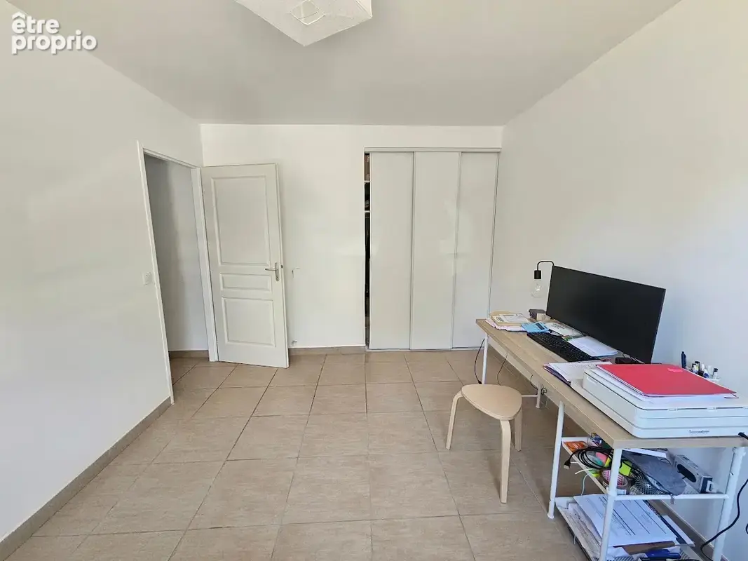 MURET APPARTEMENT T4 de 103 m2 avec jardin et 2 places de parkings - photo 9