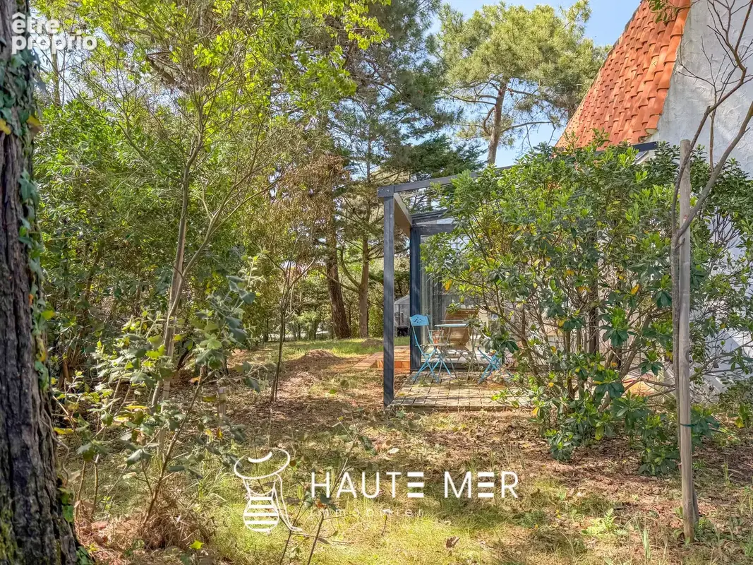 LUNE - Maison d'architecte lovée dans la pinède du domaine de la Pironnière - photo 10