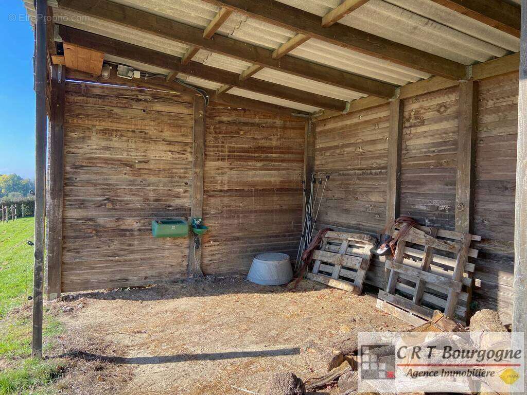 Maison à MOULINS-SUR-OUANNE