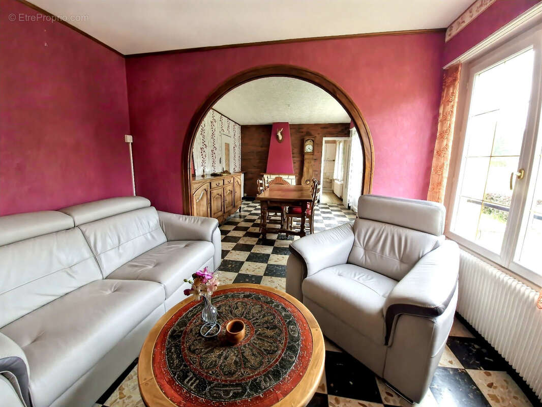 Maison à DOMVAST