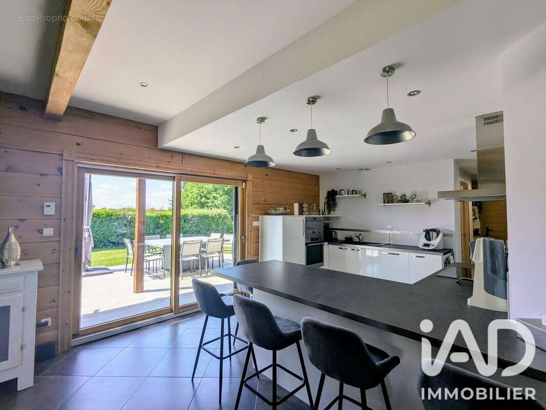 Maison 164 m² à Marcille-Raoul  - photo 5