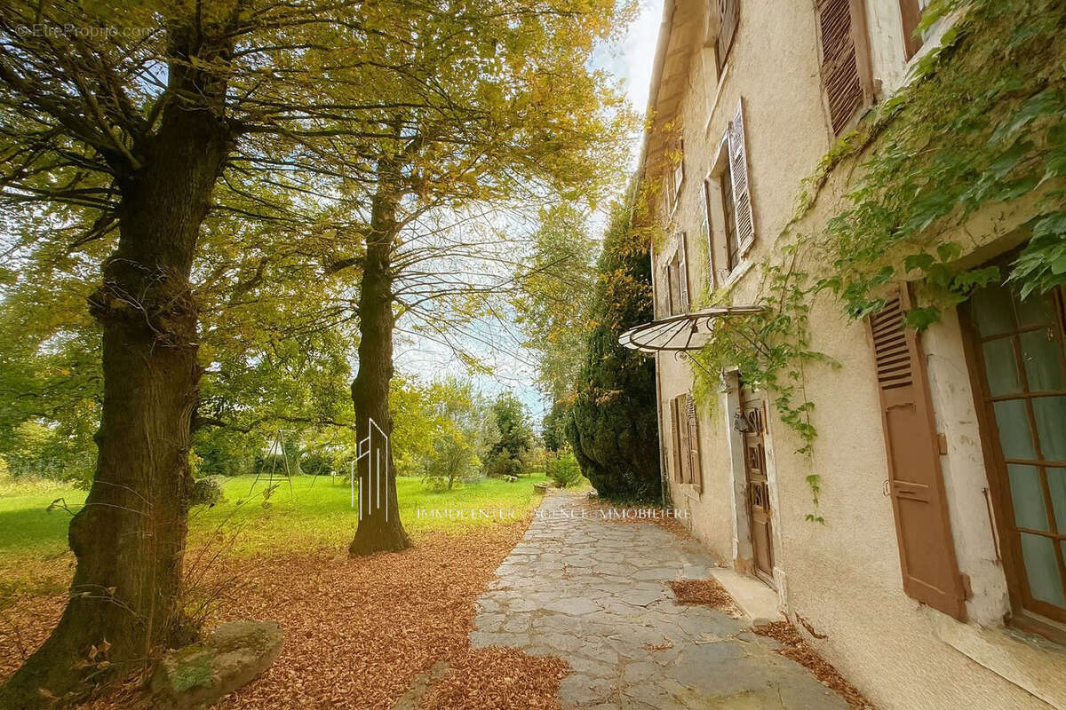 Maison à CHEYSSIEU