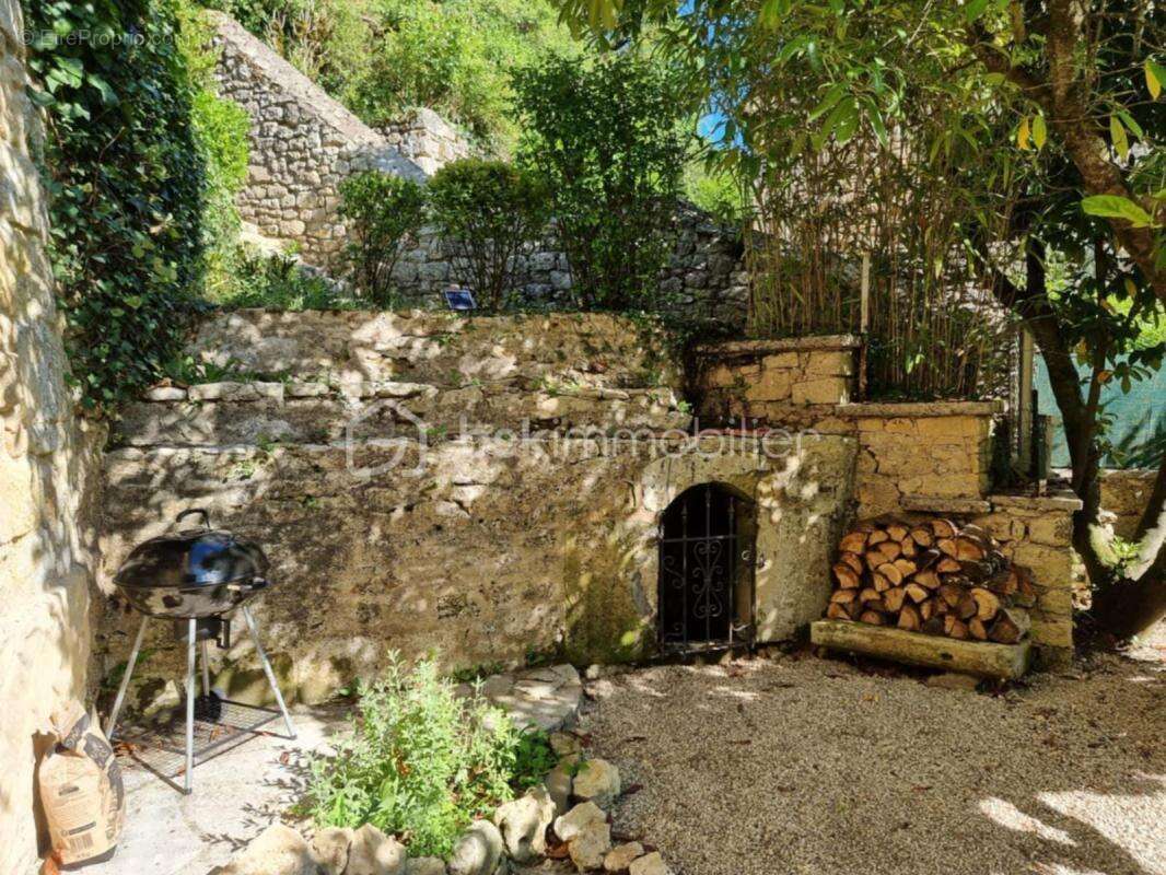 Ancienne et Magnifique Maison en Pierres de type Périgourdine, située à Bayac 24150 - photo 13