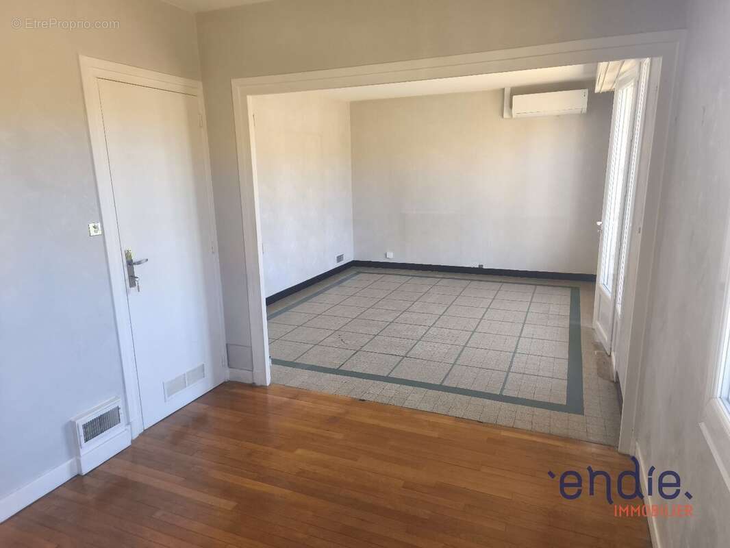 VENTE d'un ensemble immobilier à COSNE D'ALLIER - photo 3