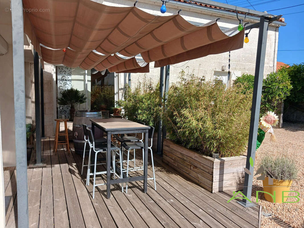 Maison 202 m² à L'isle-D'espagnac  - photo 7