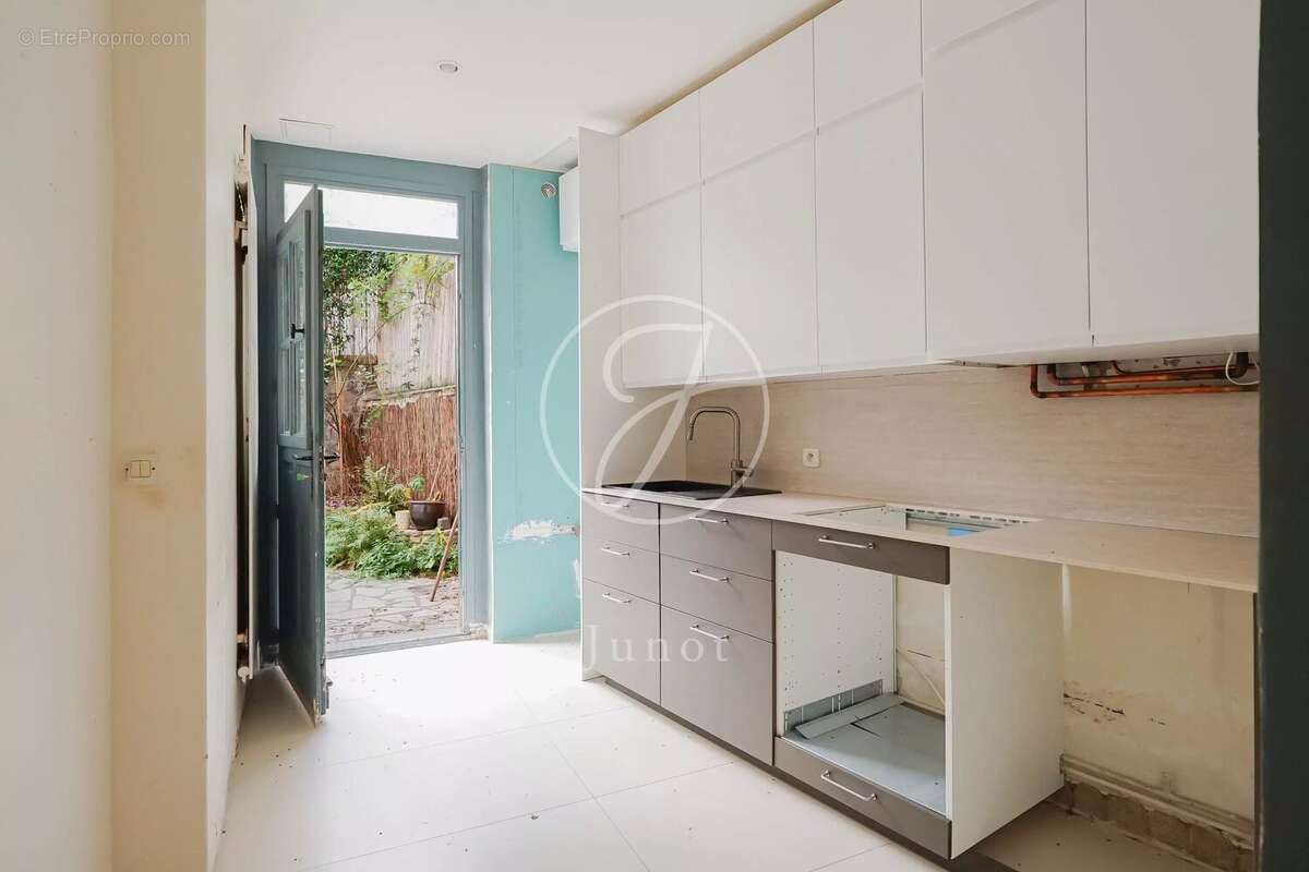 Appartement à PARIS-9E