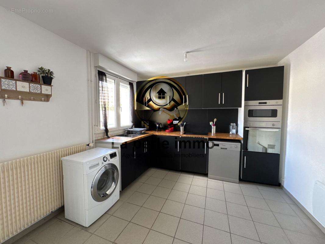 Maison 6 pièces 98 m² avec 4 chambres à Reims 51100 - photo 6