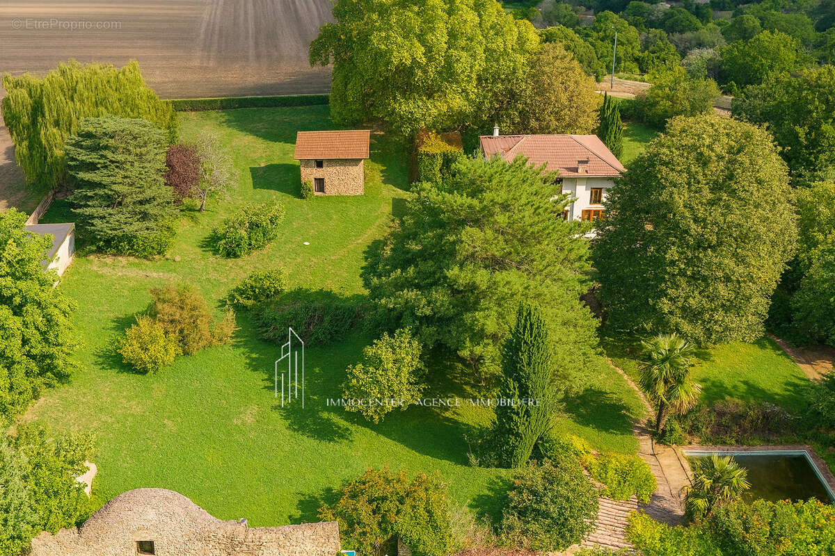 Maison à CHEYSSIEU
