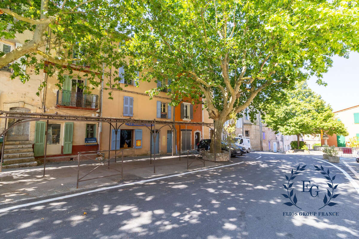 Maison à PONTEVES