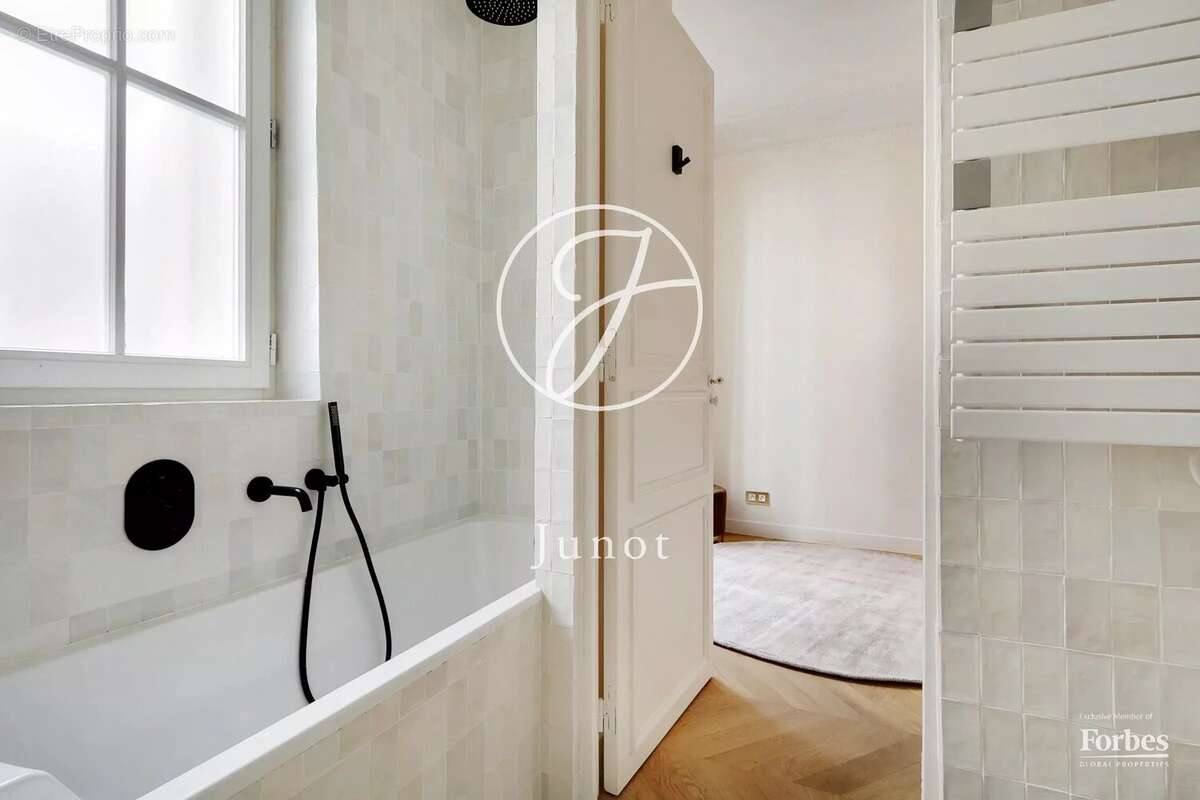 Appartement à PARIS-5E