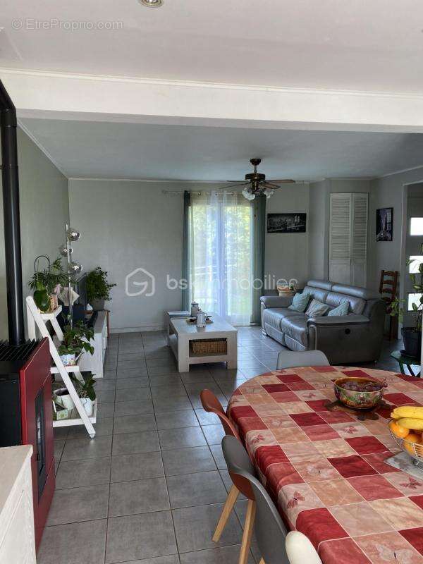 Maison à CHATEAUNEUF-EN-THYMERAIS