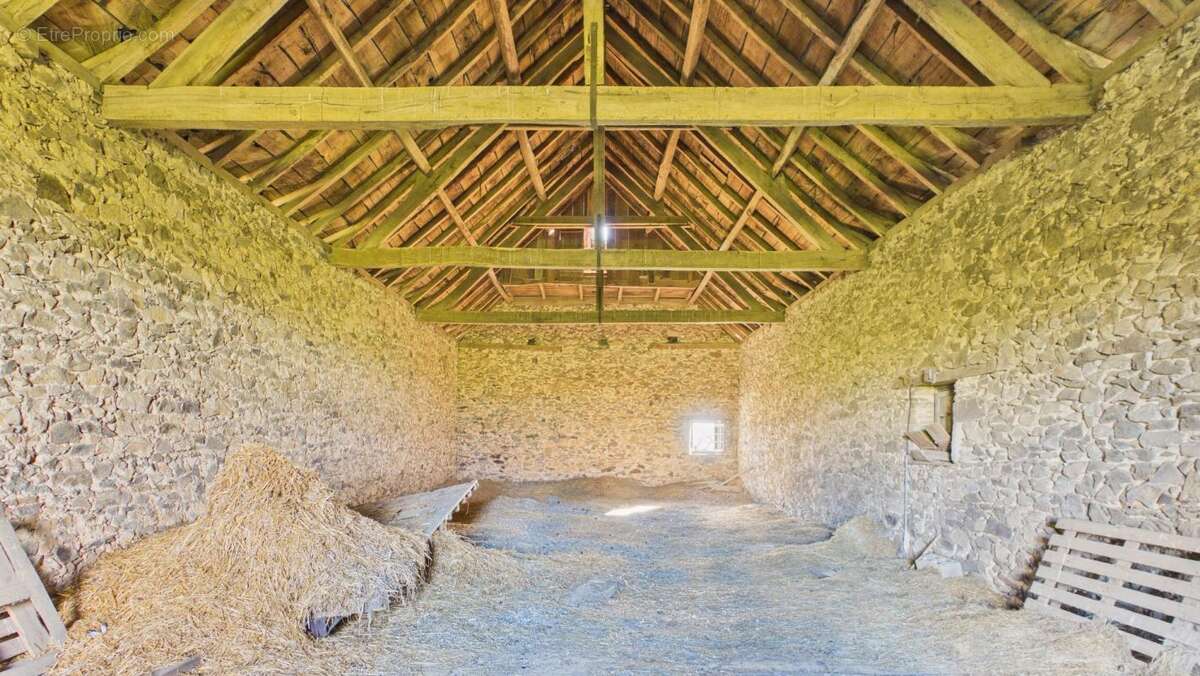 Maison à MORLHON-LE-HAUT