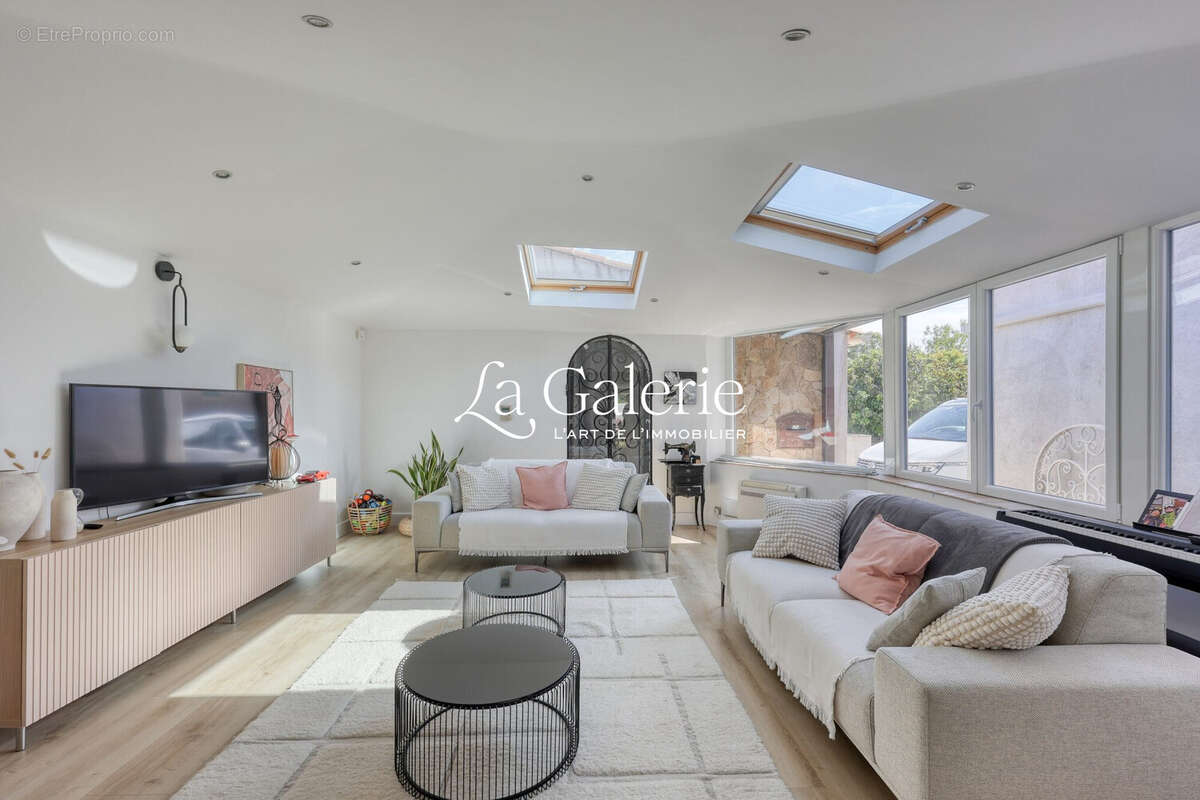 Maison à LA FARLEDE