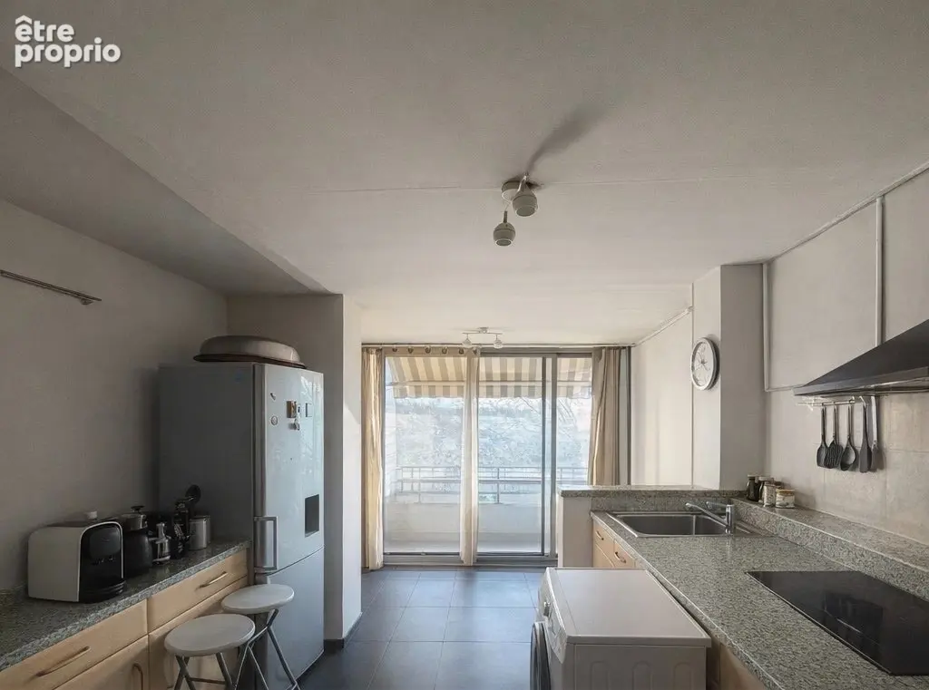 Appartement à MARSEILLE-14E