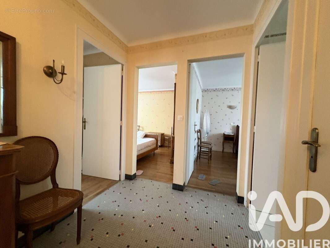 Photo 2 - Maison à CHAUVE