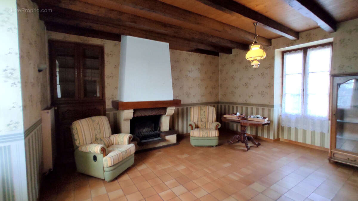 Maison à ANTRAN