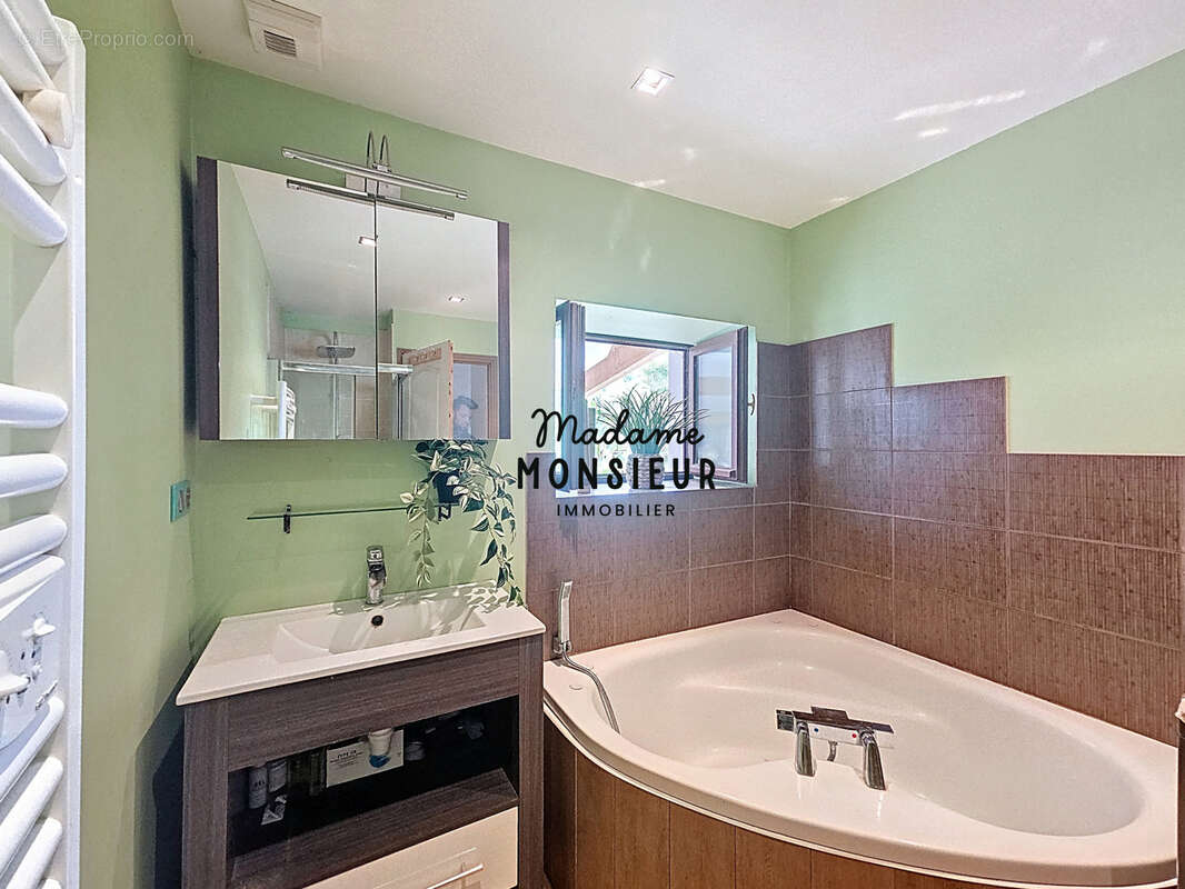 Maison à SAINT-SAVIN