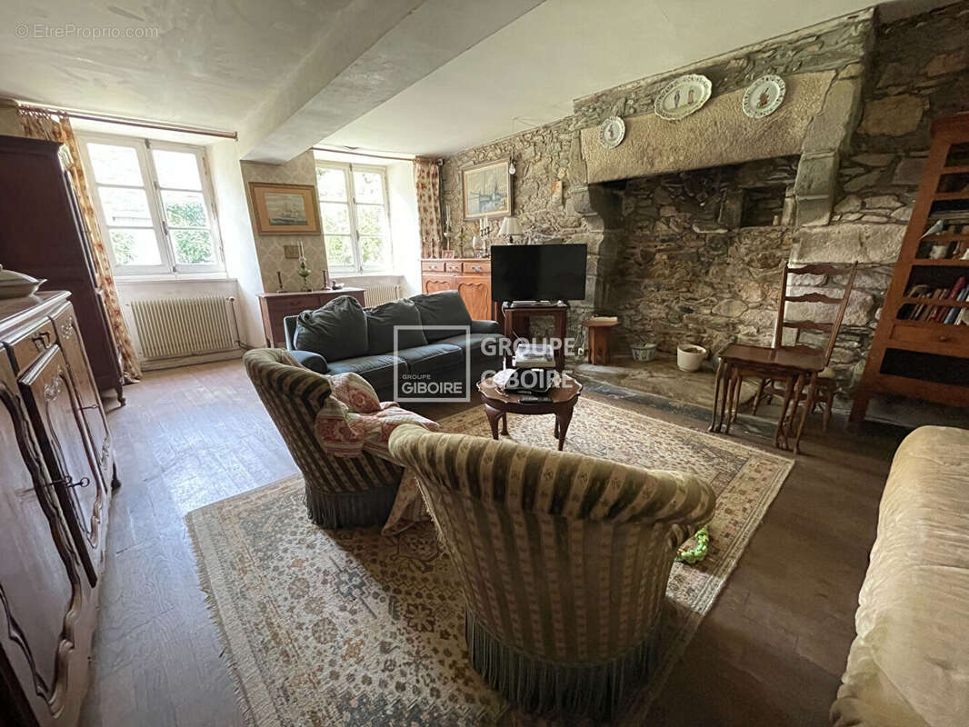 Maison à SAINT-SULIAC