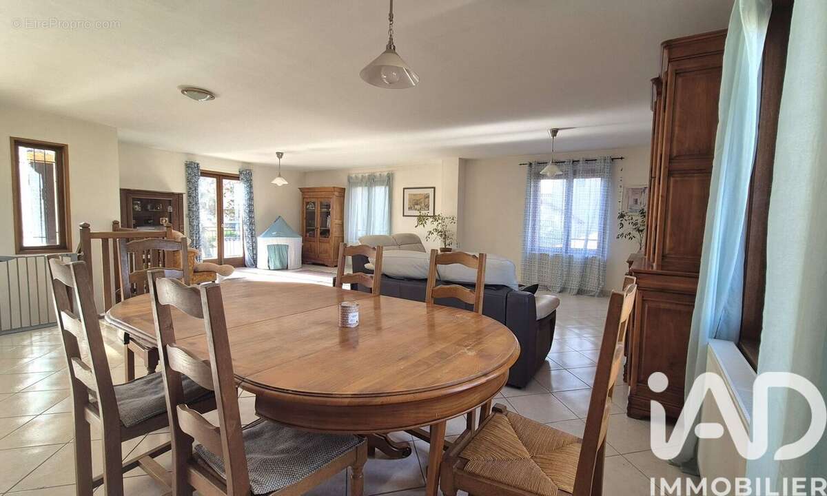 Photo 5 - Maison à SURY-LE-COMTAL