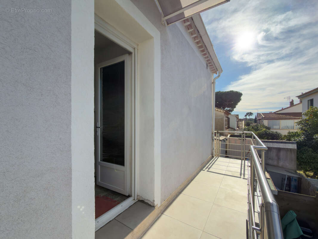 Maison à HYERES