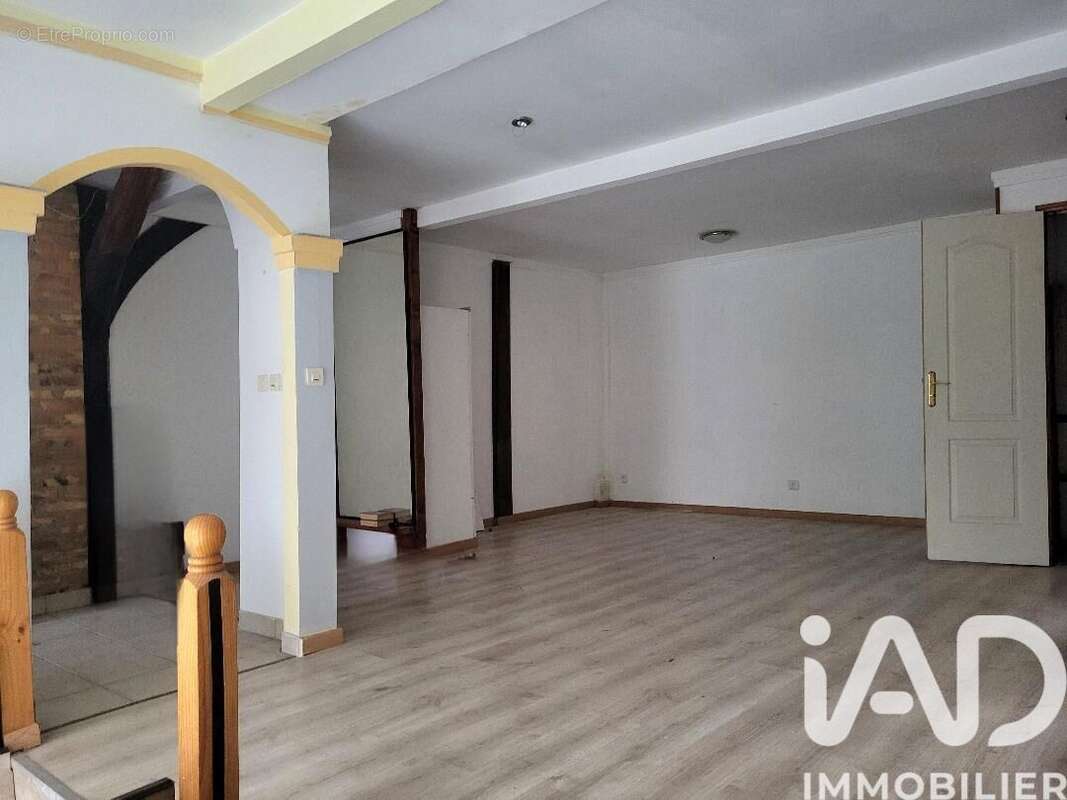 Photo 4 - Maison à MONTEREAU-FAULT-YONNE