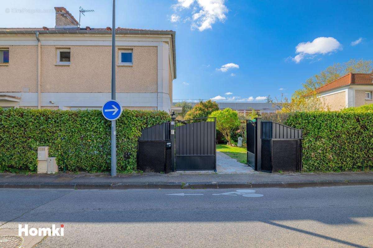 Maison à VILLEURBANNE