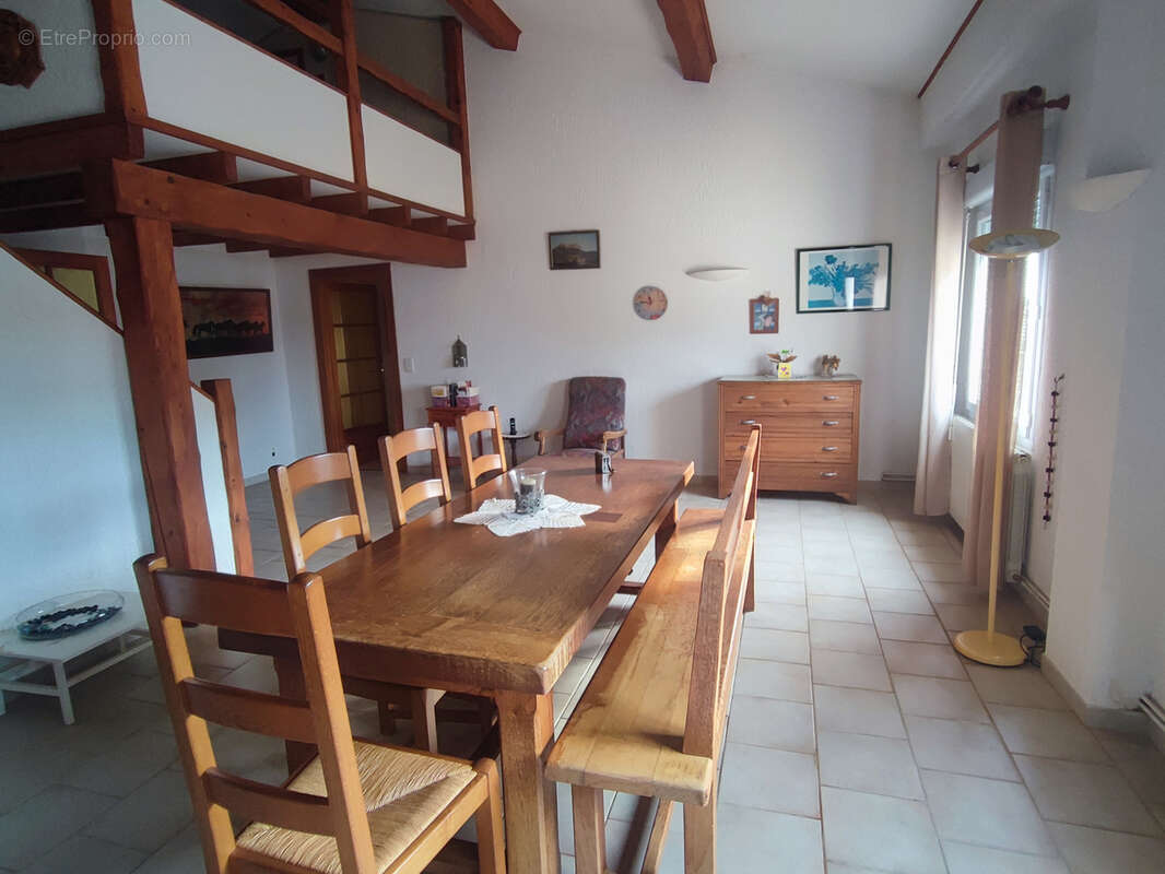 Maison à PEYRIAC-MINERVOIS