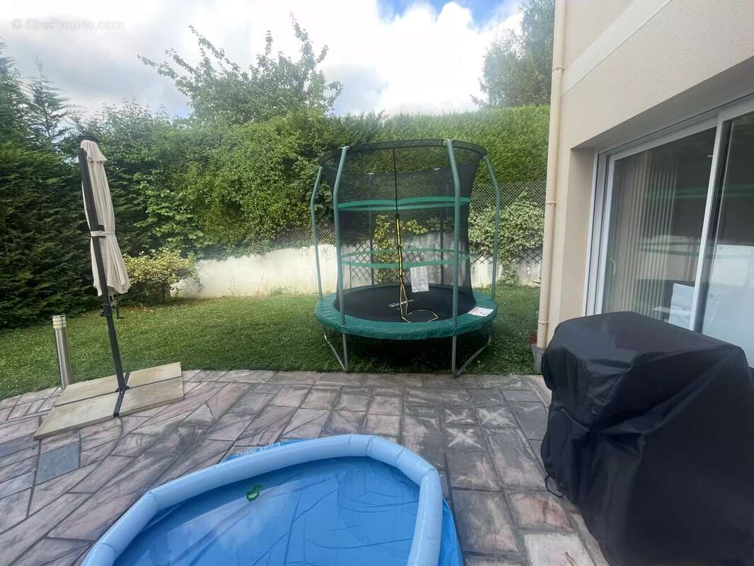 Maison à L'ETANG-LA-VILLE