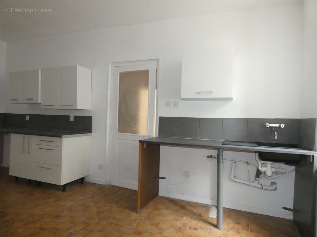 Maison à LAURE-MINERVOIS