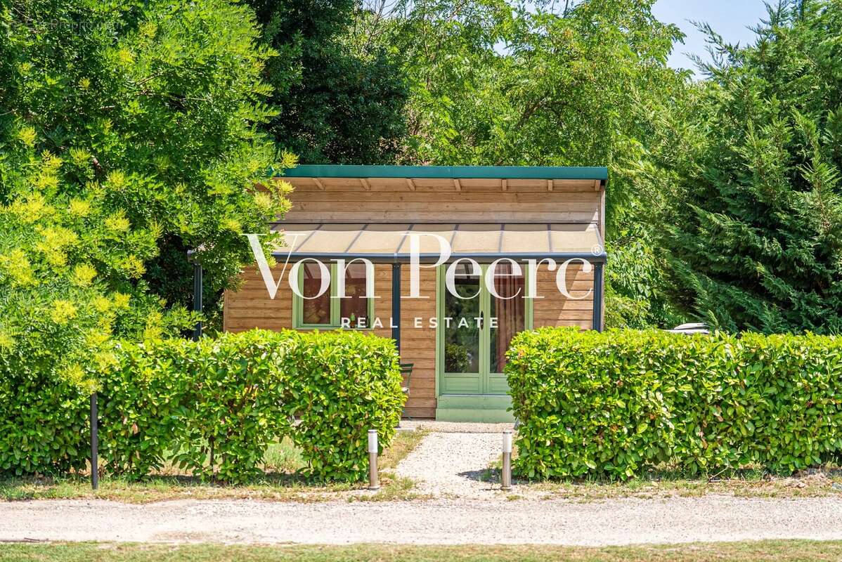 Maison provençale avec piscine et terrain - AVIGNON - photo 6