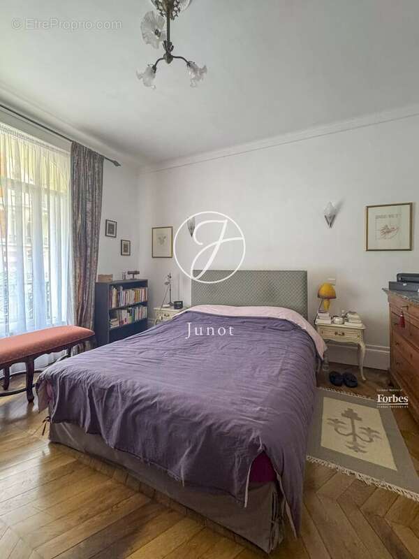 Appartement à LA MADELEINE