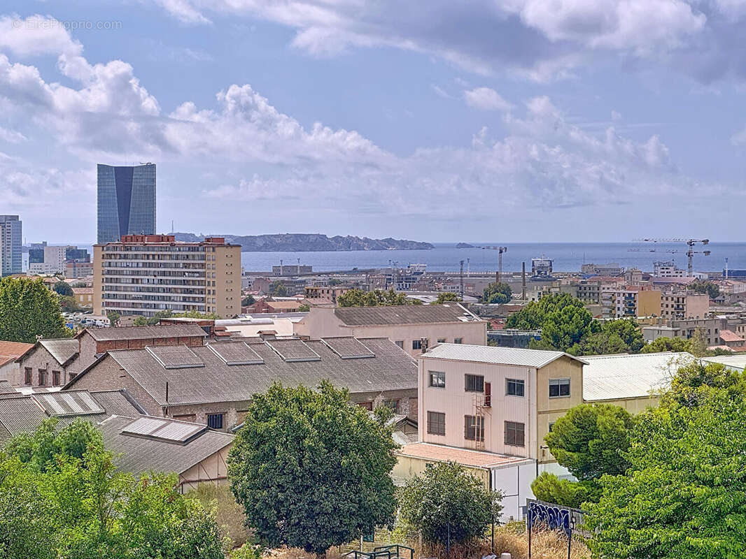 Appartement à MARSEILLE-14E