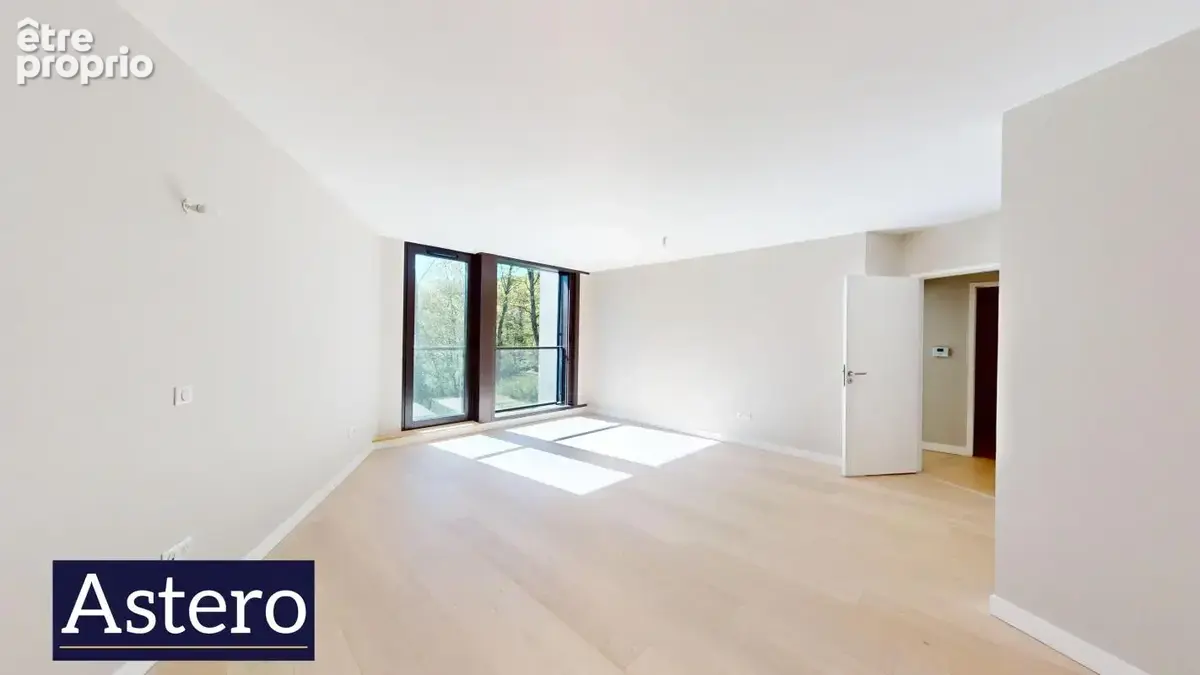 Duplex avec jardin privatif et ascenseur 121 m2 3 pièces - Étangs de Corot - Ville-d'Avray - photo 4