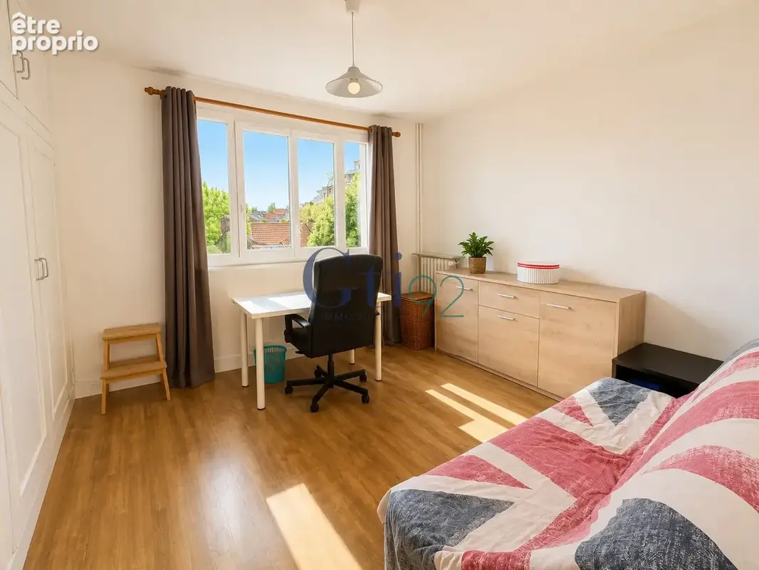 Apprtement traversant tres lumineux avec vue degagee - photo 7