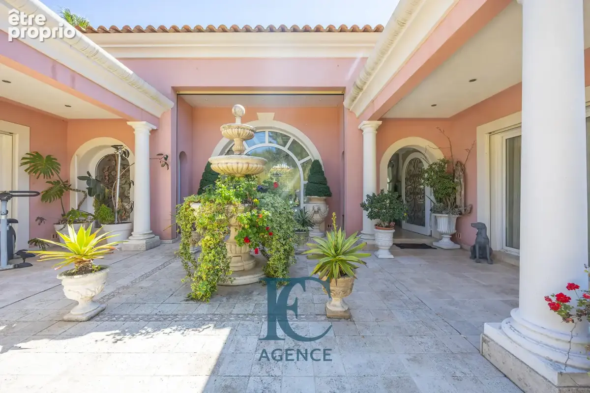 Villa de 225 m2 de plain-pied au calme près des plages - photo 9