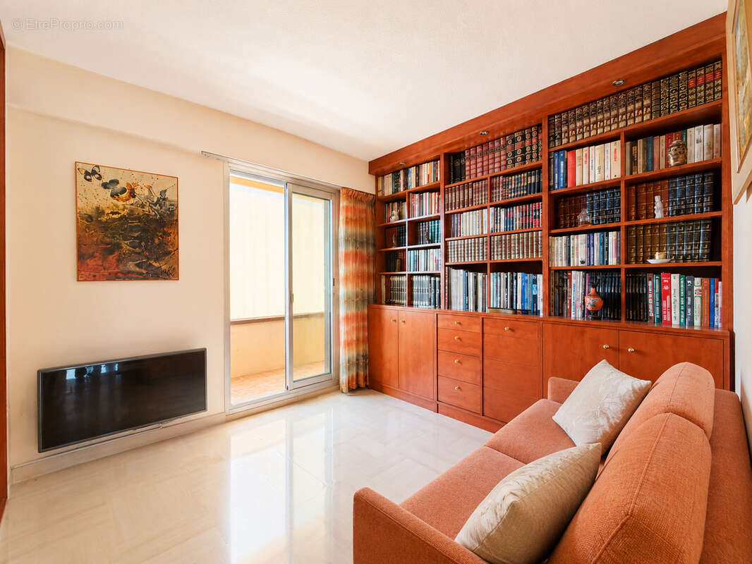 Appartement à ROQUEBRUNE-CAP-MARTIN