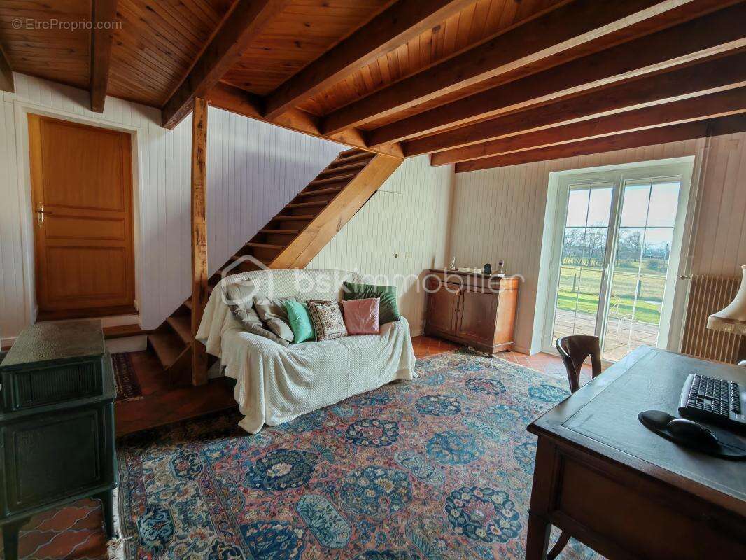 Maison à CHAVEYRIAT