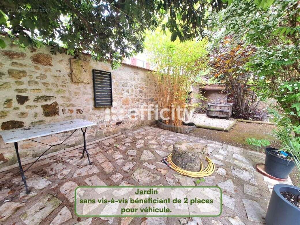 Maison à VAUREAL