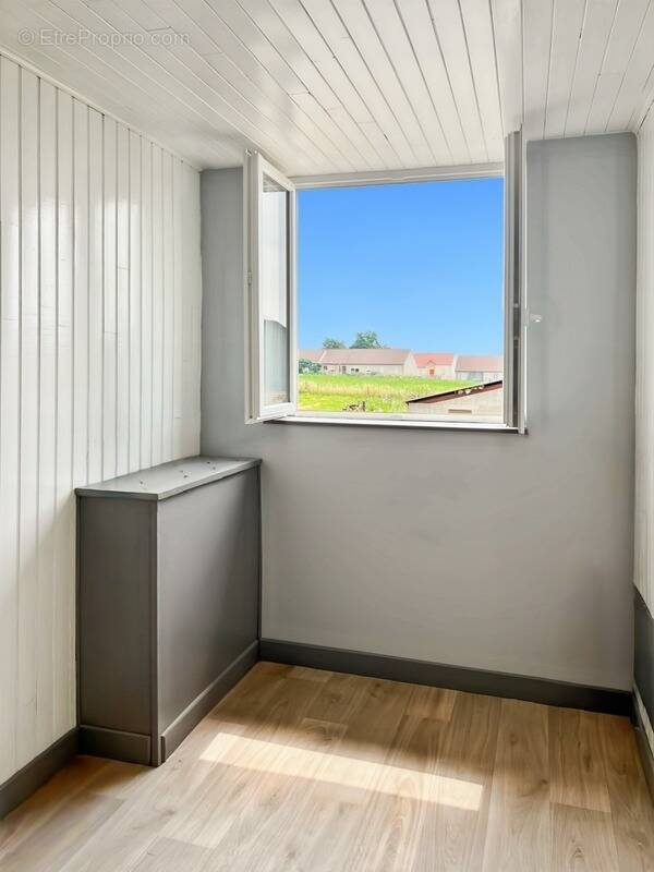 Appartement à ANTULLY