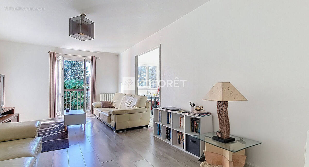 Appartement à SAINT-BRICE-SOUS-FORET