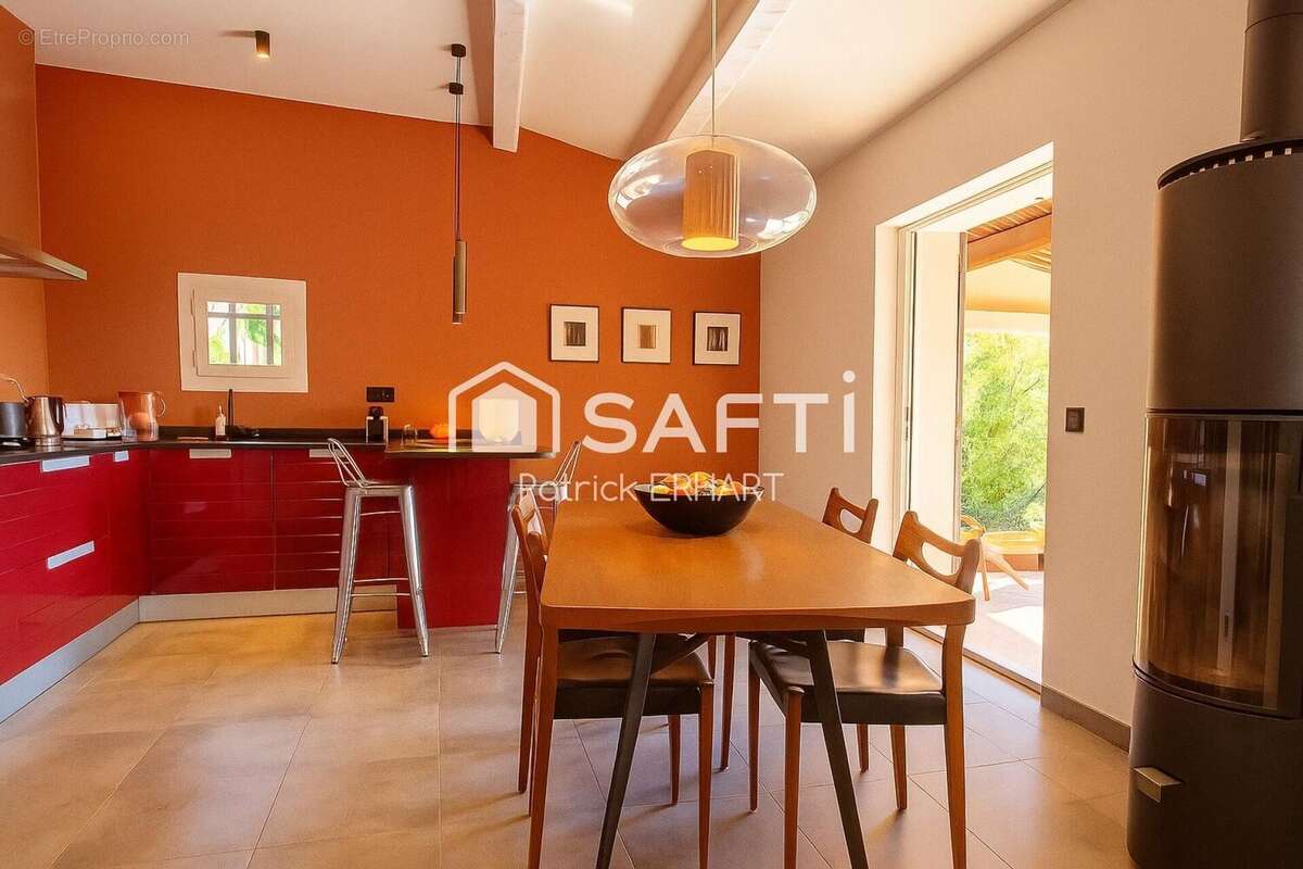 Photo 3 - Maison à PUGET-SUR-ARGENS