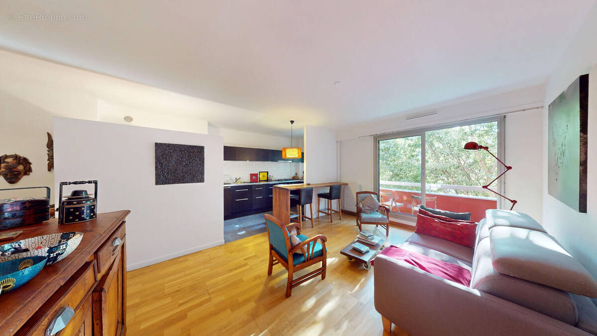 Appartement à PARIS-19E