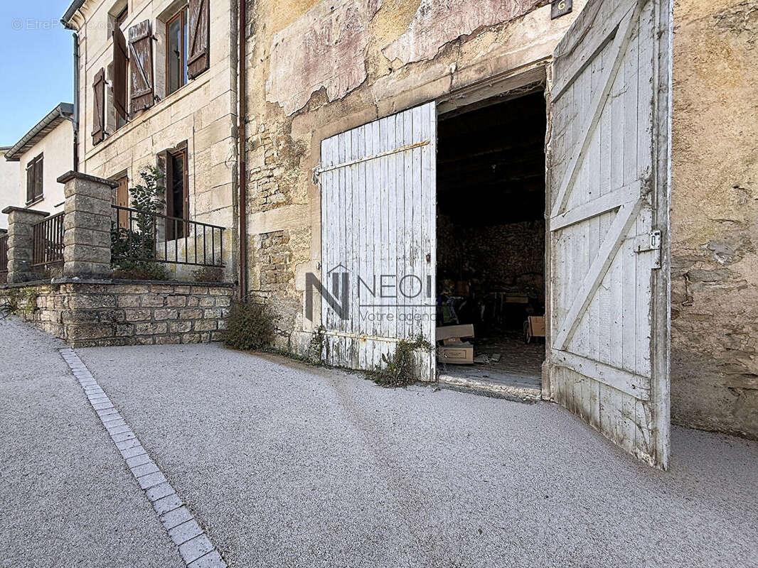 Batiment avec garage Bourmont Entre Meuse Et Mouzon - photo 6