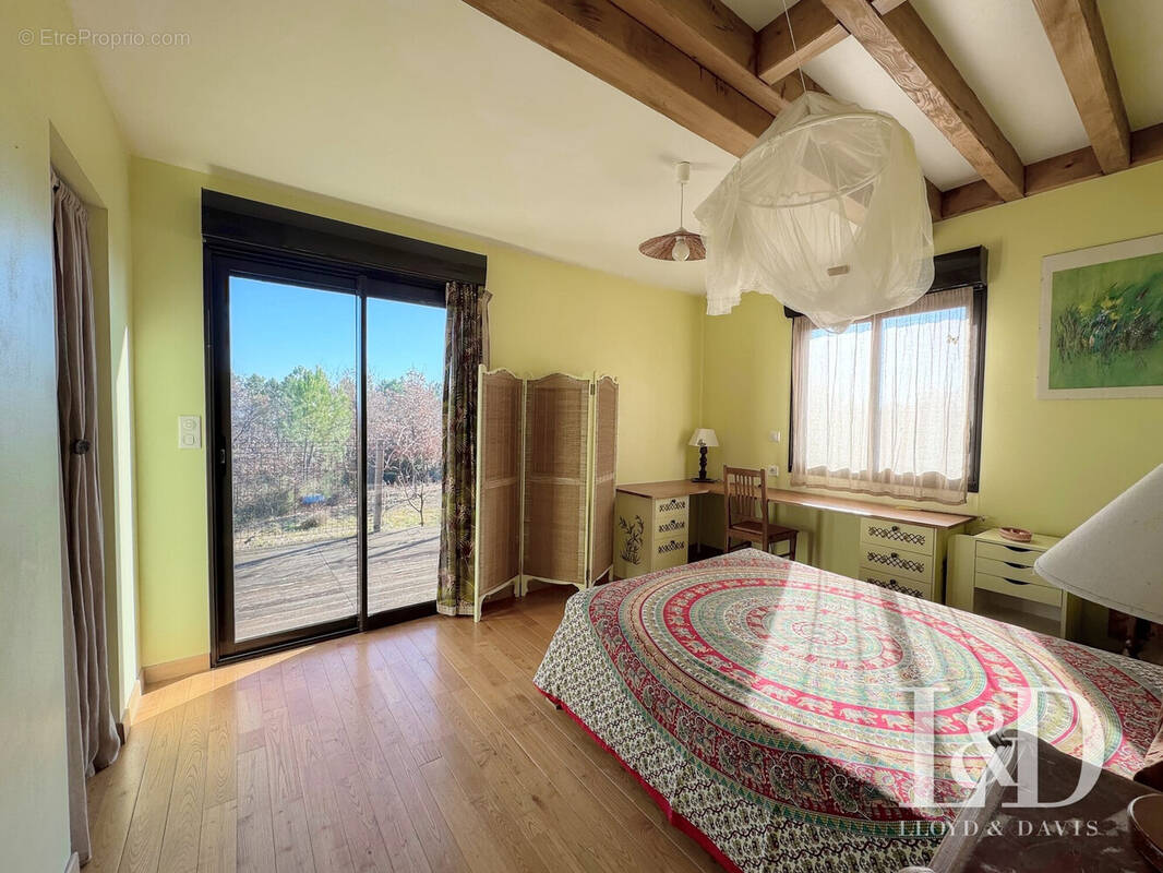 Maison à SAINT-PAUL-LE-JEUNE