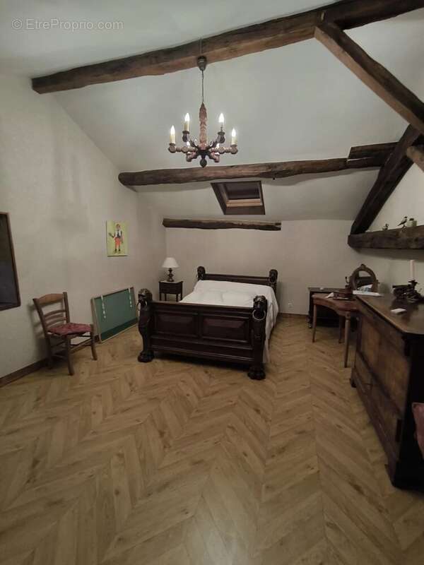 Maison à SAINTE-MARIE-DE-VAUX